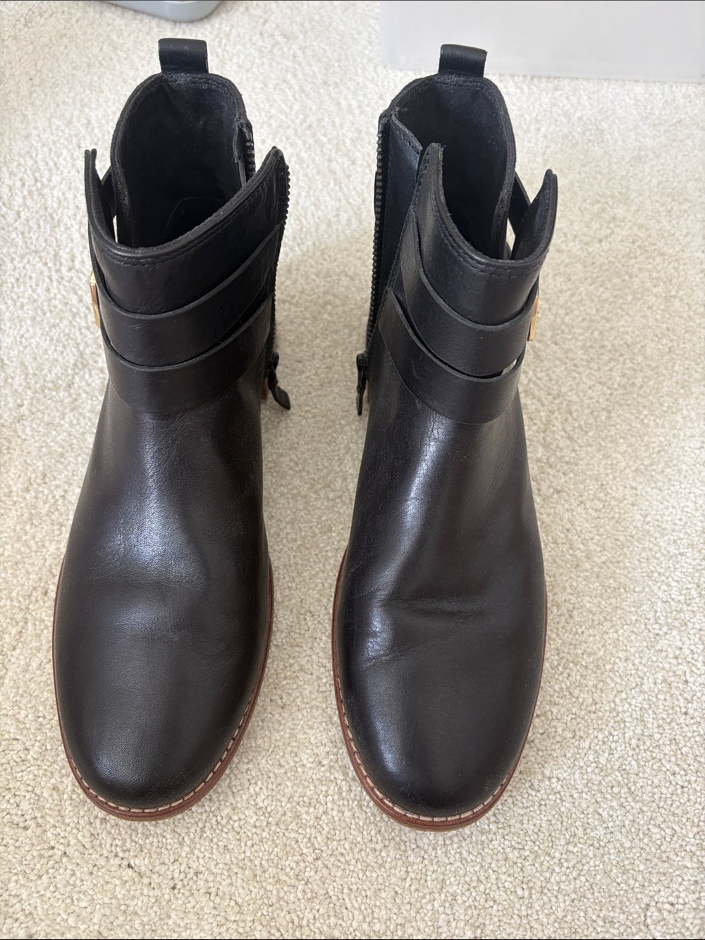 Sperry Black Leather Strap Ankle Boots with side zipper size 7.5